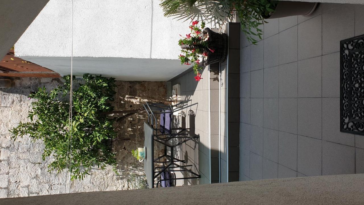 Lemon Tree Hotel Seget Donji Ngoại thất bức ảnh