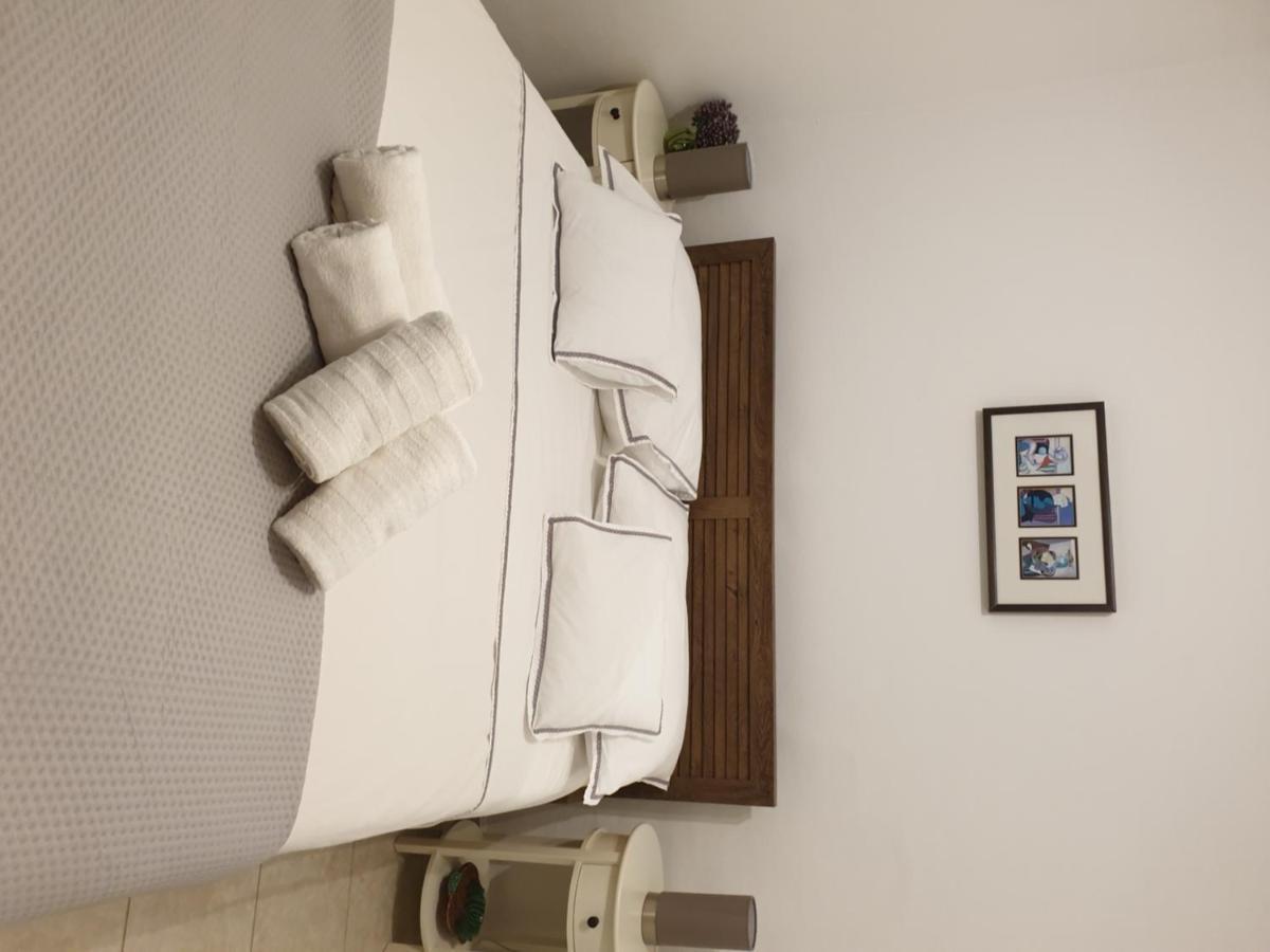 Lemon Tree Hotel Seget Donji Ngoại thất bức ảnh